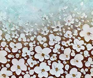 Abstract illustration of white four-petaled flowers scattered across a gradient background, conveying a modern, hand-painted aesthetic. Ideal for contemporary interiors.