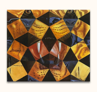 Salvador Dali signature - Koningstijger: A mosaic-style painting depicting a snarling big cat with intricate yellow and black tiles, capturing surreal modern art.