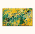 Jackson Pollock signature – Mirage: Abstract expressionistisch schilderij met gouden achtergrond, groene en blauwe vegen, en dynamische zwarte en witte spetters. Geschilderd op museumkwaliteit canvas.