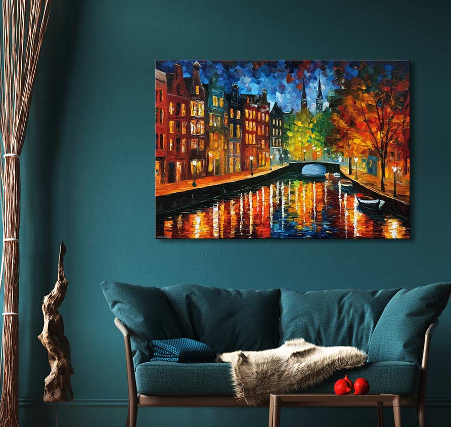 Tweedelig schilderij van de Brouwersgracht, in Leonid Afremov-stijl, boven een teal bank; sfeervolle stadsaanzicht kunst, handgeschilderd door Grootmeesters.