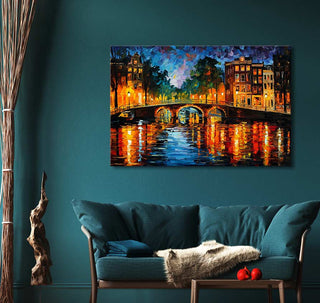 Handgeschilderd schilderij 'Keizersgracht' in de stijl van Leonid Afremov, toont een nachtelijk Amsterdams grachtscène met bruggen en verlichte huizen. Geschilderd op canvas.