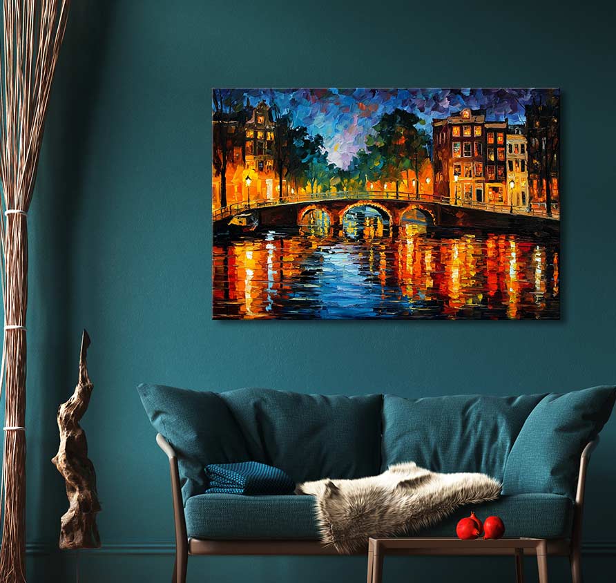 Handgeschilderd schilderij 'Keizersgracht' in de stijl van Leonid Afremov, toont een nachtelijk Amsterdams grachtscène met bruggen en verlichte huizen. Geschilderd op canvas.