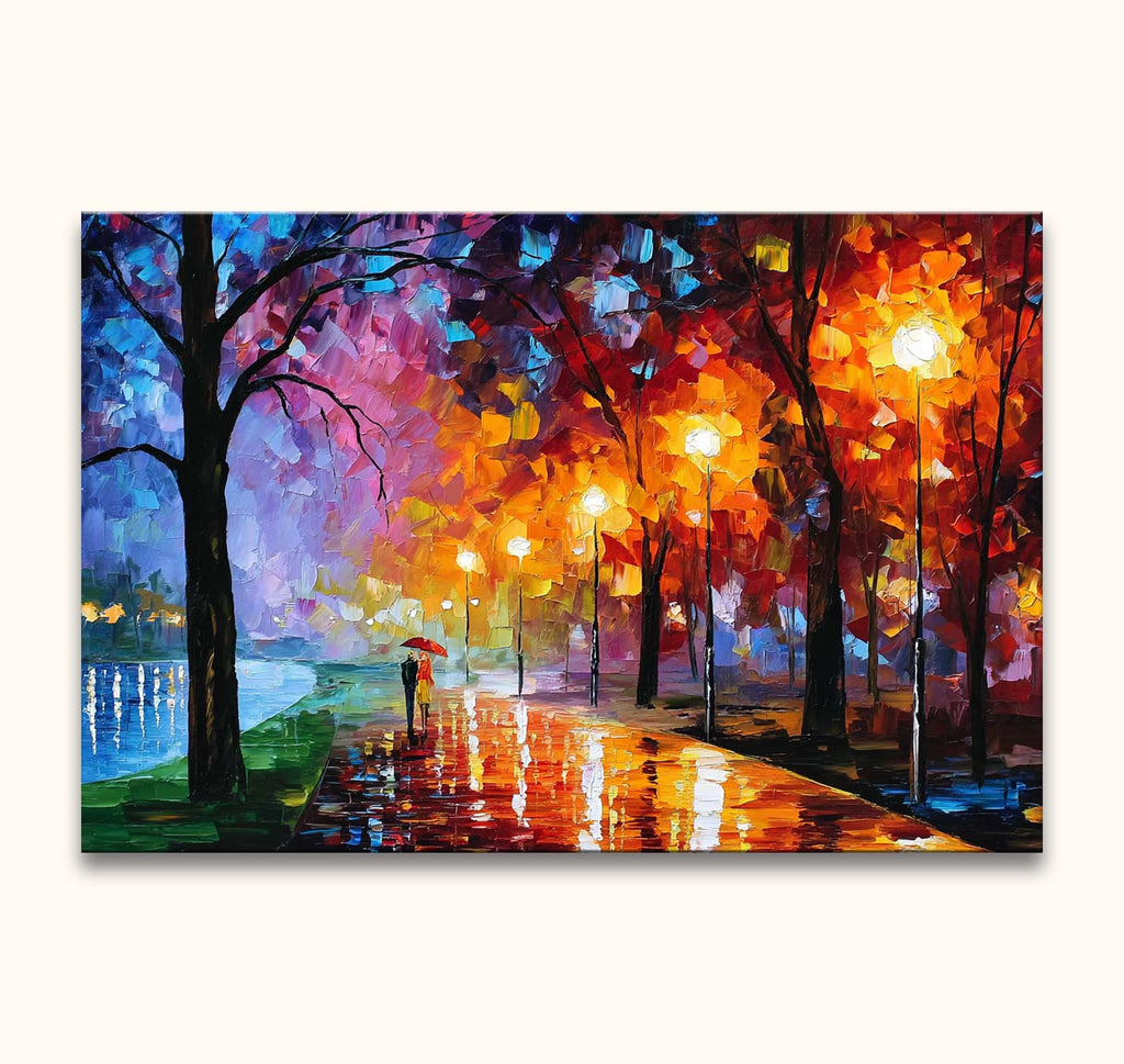 Een koppel onder een rode paraplu op een regenachtige parkweg, in de stijl van Leonid Afremov. Handgeschilderd schilderij 'Evening Way to Home'.