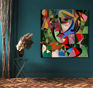 Picasso signature - Vrouw met Kraai: Hand-painted abstract oil painting featuring a stylized woman and crow in vibrant geometric patterns, perfect for modern interiors.