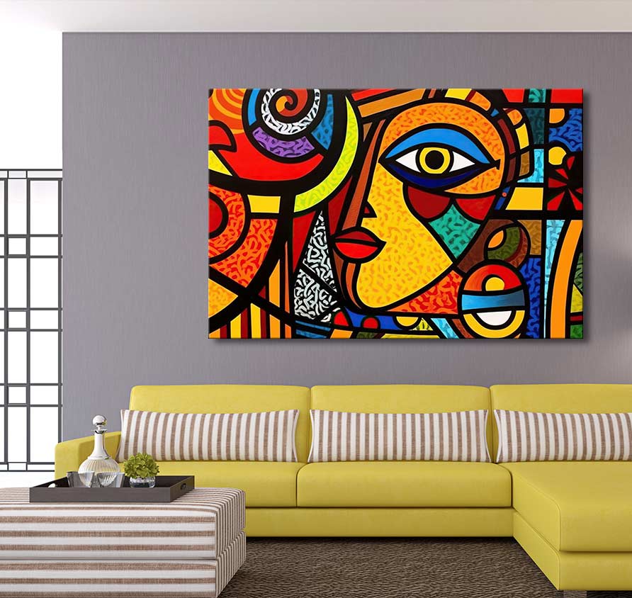 Picasso signature - Catarina: Abstract kubistisch schilderij op grijze muur, boven gele L-bank. Expressieve moderne kunst, perfect voor interieurontwerp. Geschilderd op zuurvrij canvas.