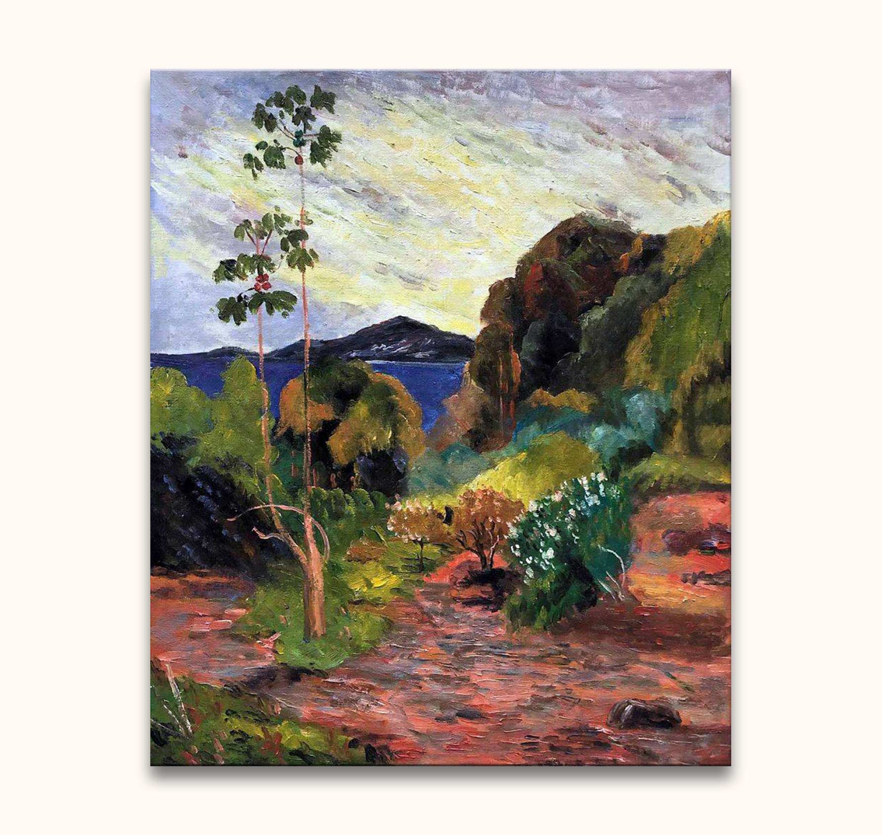 Paul Gauguin - Martinique Landschap: Oil painting of a sunlit garden path leading to a bay, with vibrant foliage and hills, showcasing impressionistic brushwork.