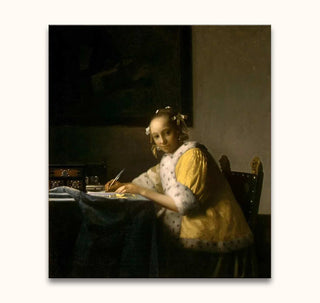 Johannes Vermeer – Dame Schrijft Brief: Handgeschilderd olieverfschilderij met vrouw aan tafel, schrijvend met een veer, in klassieke 17e-eeuwse stijl. Museumkwaliteit canvas, klaar om te hangen.