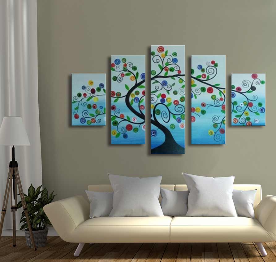 5-Luik Appelboom - Olieverf op canvas: Abstracte boom in vijf panelen tegen blauwe achtergrond, perfect voor natuurliefhebbers. Geschilderd in levendige kleuren, zonder lijst nodig.